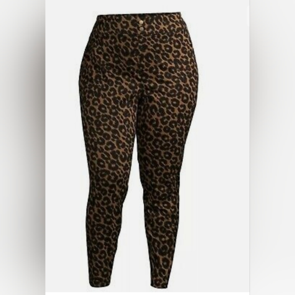 Terra & Sky fitted leopard print pants